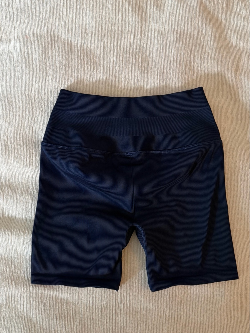 ALO Yoga Ribbed High-Rise Navy Bike Shorts 5” Seamless Favorite Blue - Picture 4 of 6